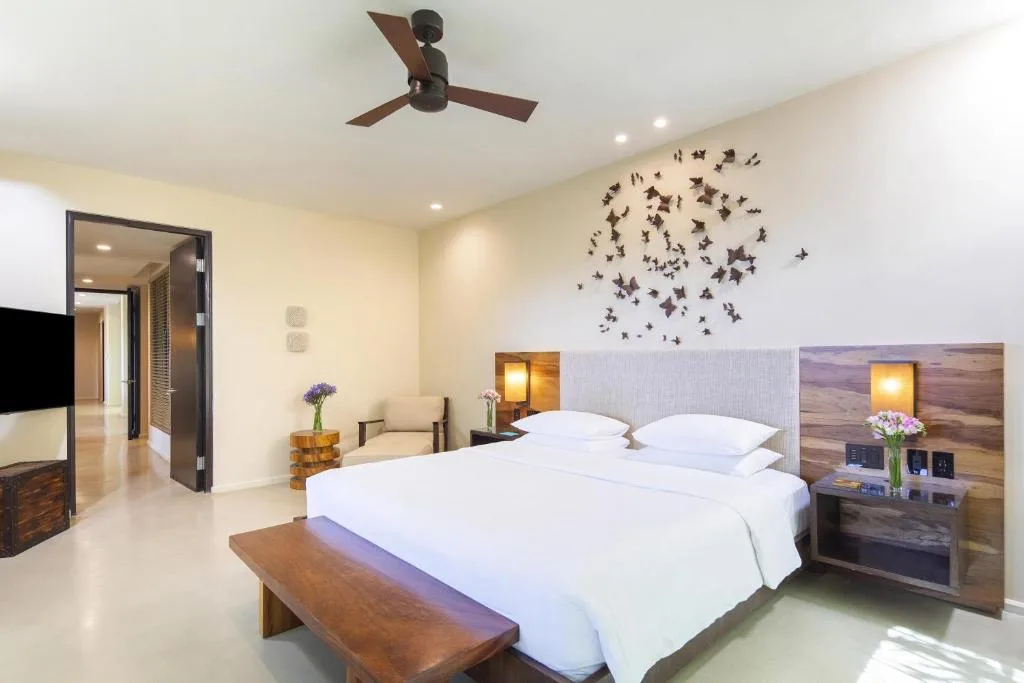 Andaz Peninsula Papagayo Resort: another view