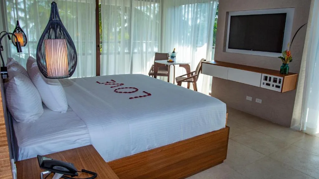 Azura Beach Resort: another view