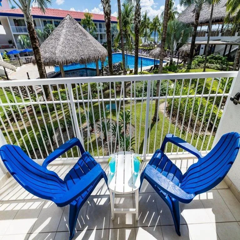 Margaritaville Beach Resort Playa Flamingo: another view