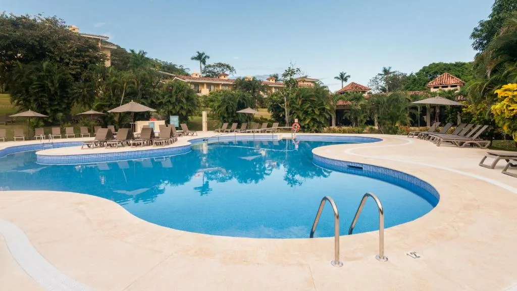 Occidental Papagayo: another view