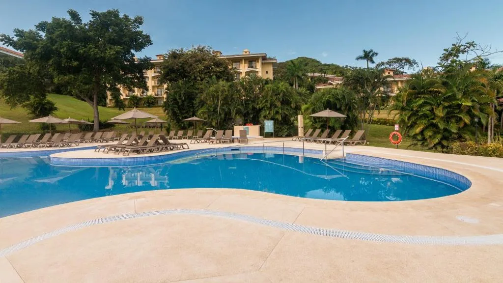 Occidental Papagayo: another view