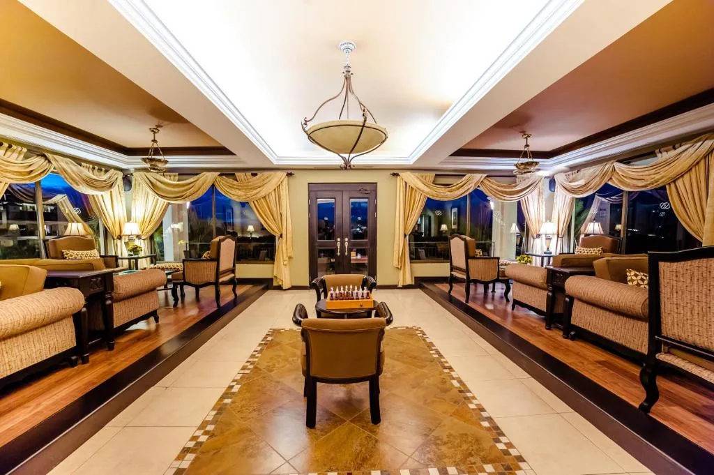 Occidental Papagayo: another view