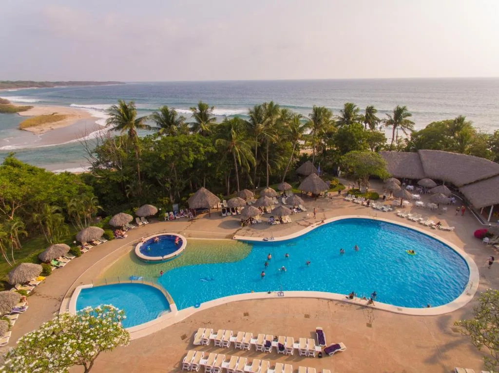 Occidental Tamarindo: another view
