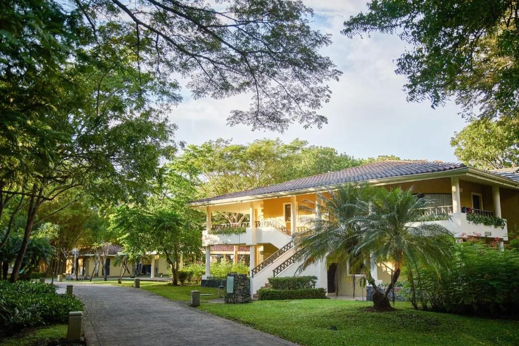 The Westin Reserva Conchal, an All-Inclusive Golf Resort & Spa: another view